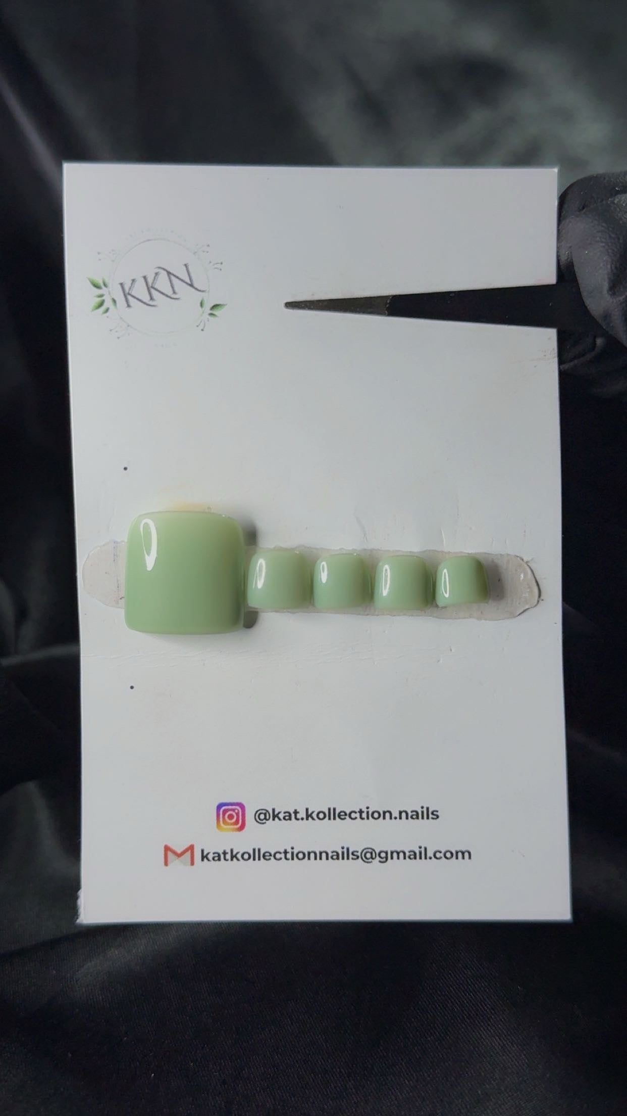 KAT327