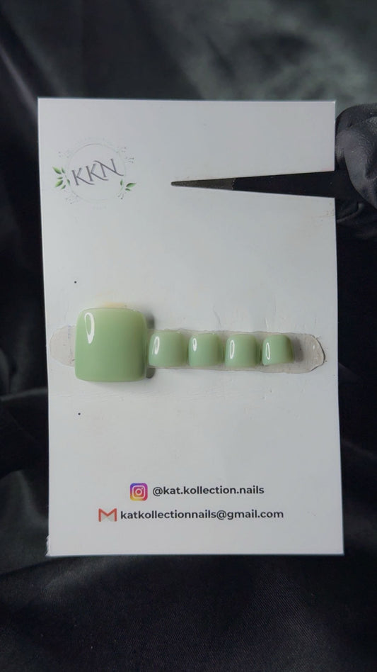 KAT327
